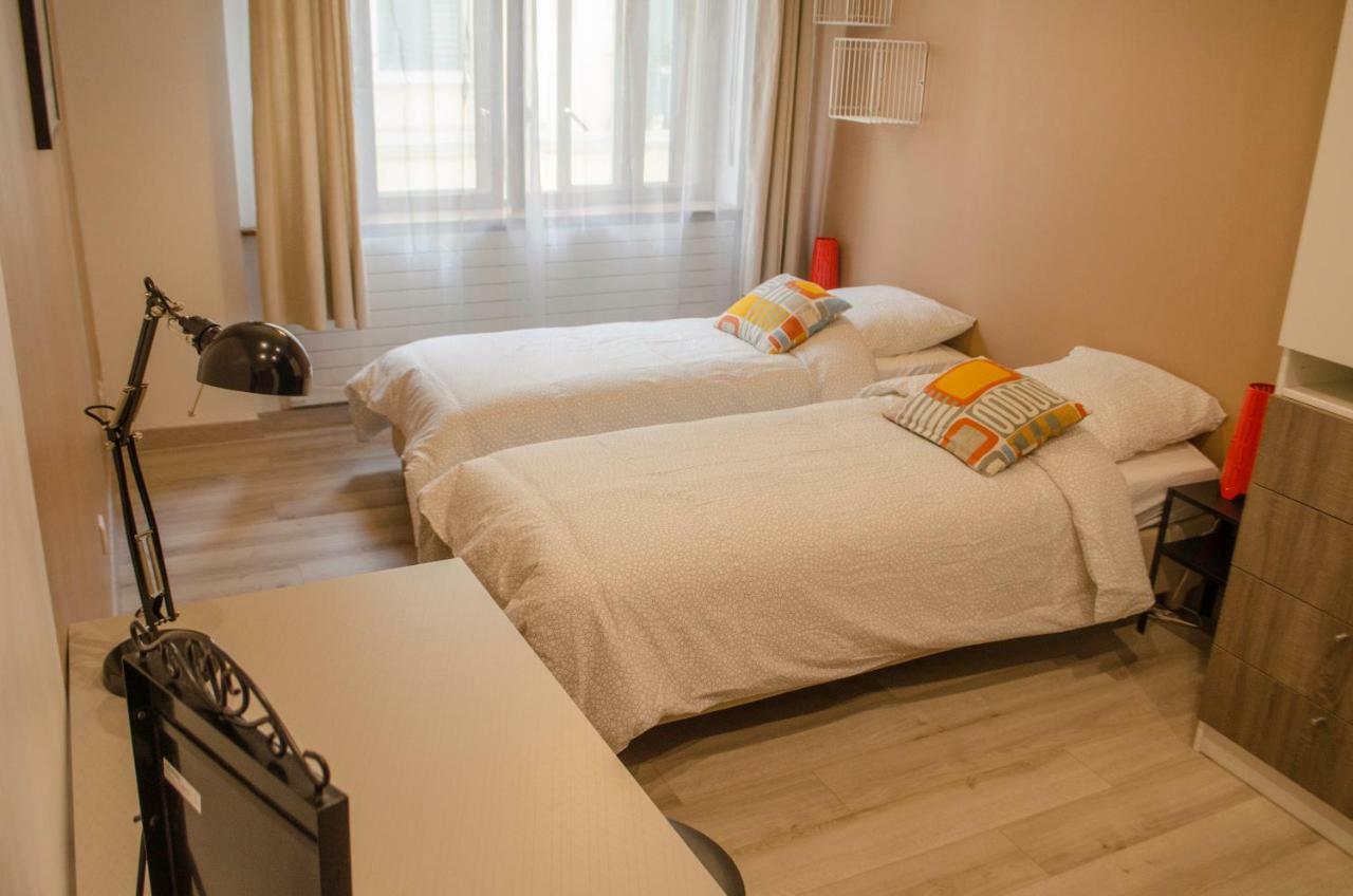 Le Baron Apartment Evian-les-Bains Bagian luar foto